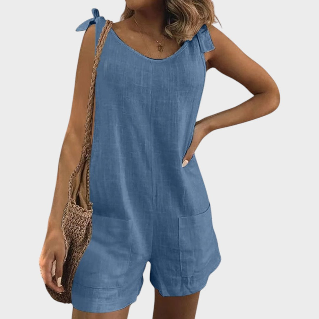 Petra - Salopetă cu bretele la umeri și buzunare