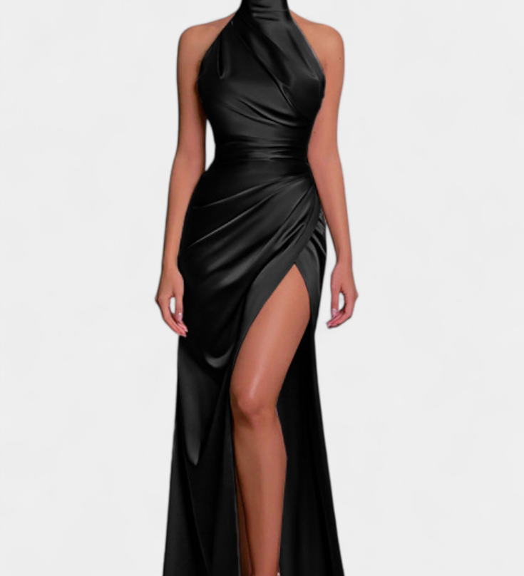 Rochie Katarina Halter cu Decolteu Dramatic pe Lateral