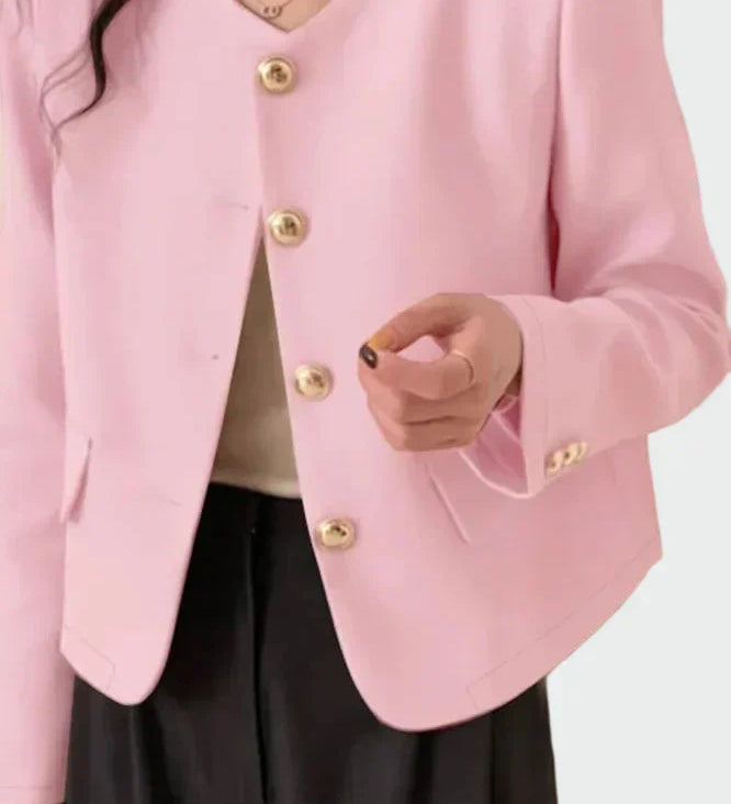 Sacou într-o linie elegantă