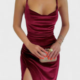 Gabriela - Rochie din catifea cu fanta laterală