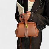 Daliborka - Geantă Retro Elegantă