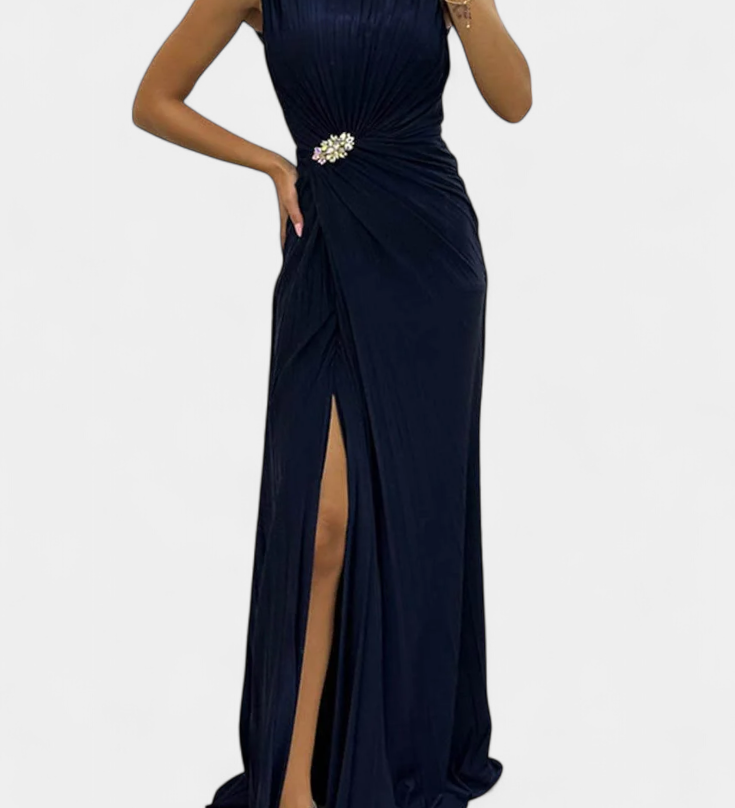 Emilia Rochie Maxi cu Plisaje și Decupaj Pe Laterale