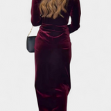 Rochie Lungă Vilma din Catifea Aurie cu Decupaj în V