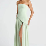 Rochie Maxi cu Eleganță Care Îți Taie Respirația